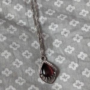 Maroon color necklace